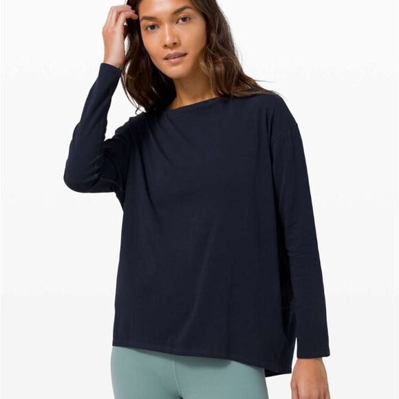 Lululemon Back In Action Long Sleeve True Navy Pima Cotton Oversized Top EUC - Picture 2 of 6